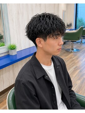 ルートヘア 辻堂店 メンズショートパーマ黒髪マッシュ20代30代刈り上げウェット