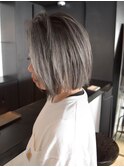ナチュラルボブと外国人バレイヤージュのホワイトグレー!