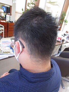 コアフィールフィス(COIFFURE fils) 《見附　今町》メンズ　ベリーショート　刈り上げ