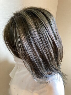 ナゴミノヒトトキ(NAGOMI NO HiTOTOKi) 流し前髪&アースカラー