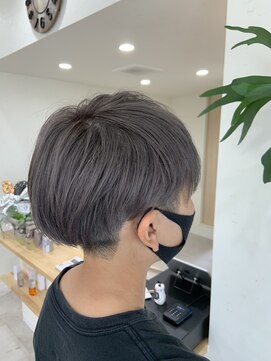 ウィット(8) 刈り上げマッシュ×ラベンダーグレージュ