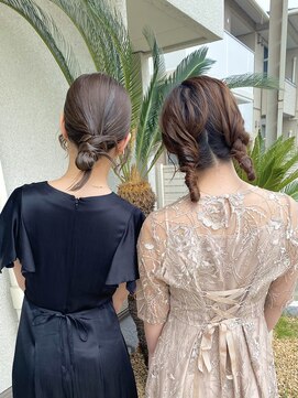 ヒャッカ(hyakka) シニヨン風カチモリヘア&大人ツインヘア