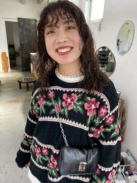 フィン(fin,) fin, ケアブリーチカラー/ハイトーン/ダブルカラー/パーマ/天神