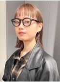 顔周りレイヤーカットくびれヘアミルクティーベージュカラー