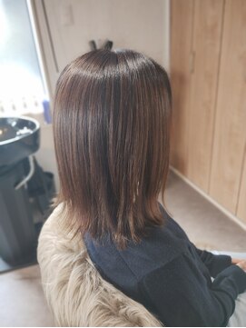 フー(Fuu) 切りっぱなしボブ