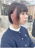 ミニウルフチェリーブラウンブリーチなしショートボブ前髪/横浜