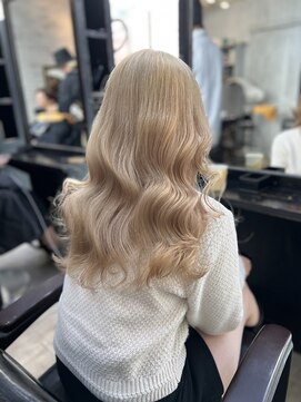 ノエ 心斎橋(Noe) ミルクティーベージュ/大阪/心斎橋/髪質改善/ブリーチ