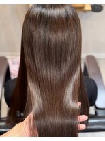 マリックインク バイ キューミー(MARIC inc. by Qmee)&nbsp;【恵里花】水素トリートメント/大人の艶髪／大人レイヤーカ ツト