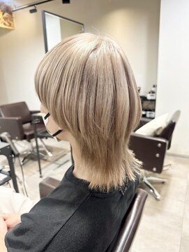 レオン(Re:ON) ホワイトミルクティーベージュ