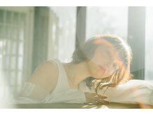 ヤーン(YARN)の雰囲気(店内は大きな窓から陽のひかりがたくさん入ってきます)