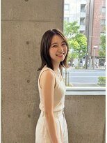 レガリタ(Regarita)&nbsp;【スモーキーベージュ×ナチュラル外ハネミディ】◎20代30代
