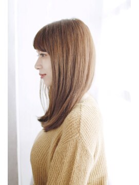 シュシュット(chouchoute) 吉祥寺3分/モード3Ｄカラージグザグバング美髪ミニマムボブ/067