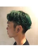 刈り上げツーブロック マッシュヘア エメラルドグリーン
