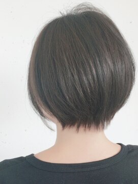 デューク リムニ(du:c Rimuni) 【アッシュ】×ナチュラルショート