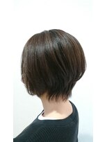アフティ(afumty)&nbsp;定番！前下がりショートボブ！