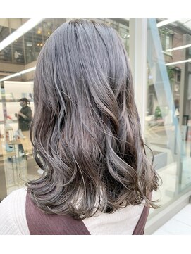 メゾンアクア 表参道(Maison ACQUA) ブリーチなしの圧倒的な透明感カラー