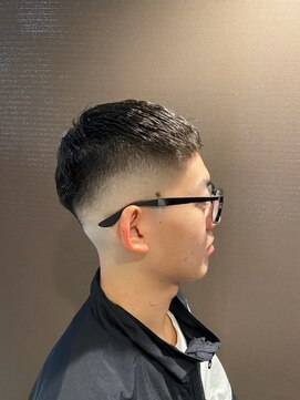 ヒロギンザ 六本木店(HIRO GINZA) スキンフェード×クロップスタイル