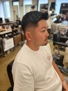 ワンワンオー バーバーショップ 長浜店(@110 BARBER SHOP) FADE