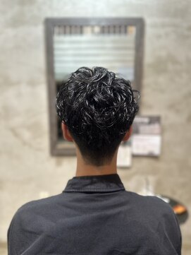 クレエ ヘアー デザイン(creer hair design) 立体感くっきりフェード×濡れ感メンズパーマ