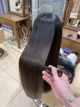 ザック ヴィ(ZACC  vie) 艶髪になる縮毛矯正ストレート