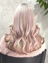 ロウル 渋谷(LOWRL)&nbsp;ホワイトカラー/ピンクエクステ/デザインカラー/ケアブリーチ