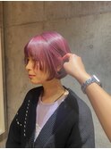 顔まわりレイヤーボブ×ハイトーンピンク/ミニボブ