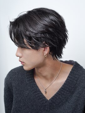 アルファ 新宿(alpha) サーフカール/ 刈り上げセンターパート/ブルーブラック[新宿駅]