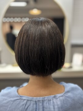 アオ 花咲町(a-o) 艶髪ショートボブ♪