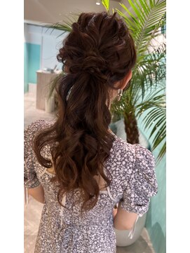 シーク(seak) ポニーテールあれ