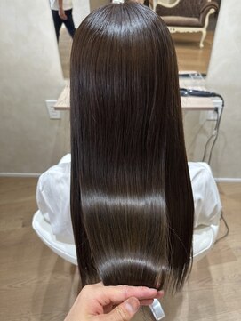 ジャパンデザイナーズアカデミー 暗めグレージュ