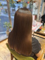 ブランコ ヘアアンドメイク(Buranko Hair&Make) ストレートヘアーアッシュベージュ