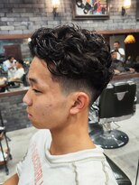 フォーコーナーズカットショップスリーセント 栄(FourCornersCutShop 3/cent)&nbsp;宮城リョータパーマ/フェードカット/ニュアンスパーマ