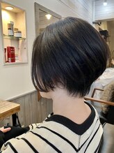 シンプル、なのに美しい。大人綺麗が叶うヘアデザイン