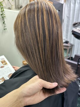 ヴェルデ(Verde) ブラウンベージュ×アンブレラカラー