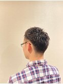 爽やかツーブロックショートヘア大人カッコいい