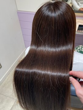 ネオリーブエクラ 上野御徒町店(Neolive eclat) 髪質改善トリートメント