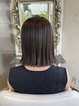 オブヘアージユウガオカ(Of HAIR Jiyugaoka) 【簡単まとまる】ミディアムver