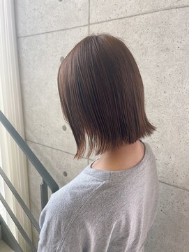 ソファ sofa 【バタ髪】切りっぱなしボブ　Instagram@sofa_batagram