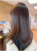 髪質改善ココアブラウン艶感ストレート透明感赤み消し