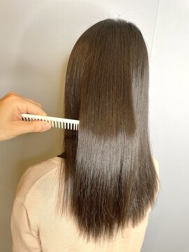 ブロッサム 東久留米店(Blossom) 20代30代40代髪質改善トリートメント艶感ストレート透明感