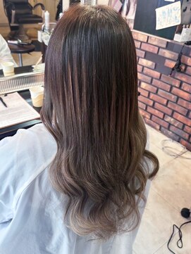 ヴァンクラウドコウベ(VENT CLOUD KOBE) 10代20代30代大人かわいい艶感裾カラーミルクティーベージュ