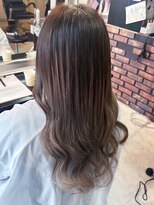 ヴァンクラウドコウベ(VENT CLOUD KOBE) 10代20代30代大人かわいい艶感裾カラーミルクティーベージュ