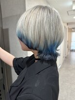 ニィ(2iee.) ブルー×ブラックデザインカラー☆