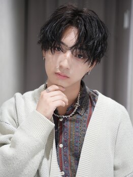 ノーリミット(No Limit)の写真/【東梅田駅M9出口すぐ】ご要望からあなたに似合うスタイルをご提案。理想のスタイルを実現してみませんか？