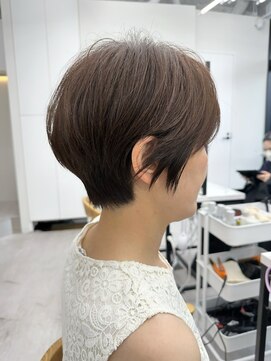 ビューナゴヤ 名駅(VIEW NAGOYA) 黒髪カタログ/ボブルフ/小顔に見せるヘア/ワンレン