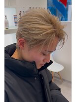 オーシャントーキョー 仙台(OCEAN TOKYO)&nbsp;ブリーチブロンドセンターパートフェザーショート金髪仙台