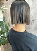 切りっぱなしミニボブ