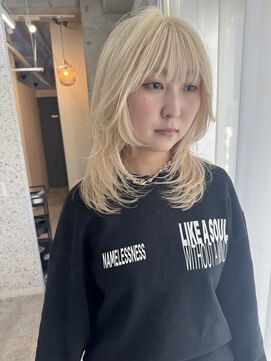 ラニヘアサロン(lani hair salon) ブロンド/ペールベージュ/ブリーチ/ダブルカラー/レイヤーカット