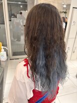 ステラ ヘア デザイン サロン(STELLA hair design salon)&nbsp;インナーカラー×くせ毛活かしパーマ 【由比藤】