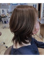 マニス(manis)&nbsp;ナチュラルブラウン×20代30代40代こなれひし形ウルフボブ